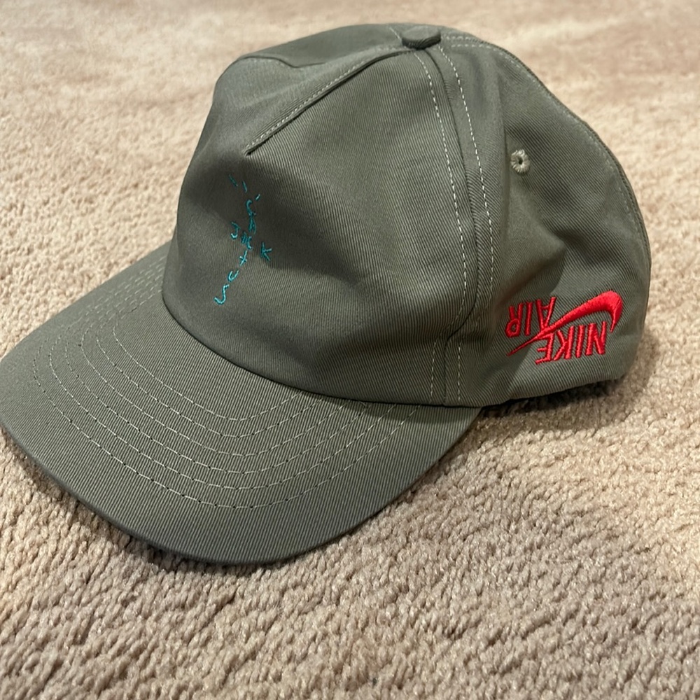 Cactus Jack Nike highest hat